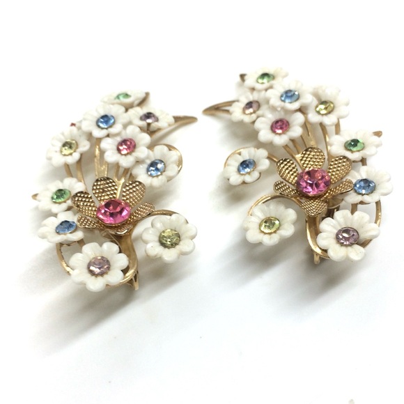 VINTAGE 60S EMMONS PLASTIC FLOWER EAR CRAWLER CLIP EARRINGS PASTEL RHINESTONES - Picture 13 of 17